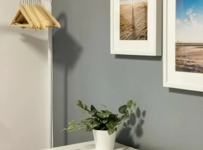 Oll Smee 9 - Huus Twee Mit Eingezaeunten Garten, Weitblick, Kamin Und Strandkorb Werdum